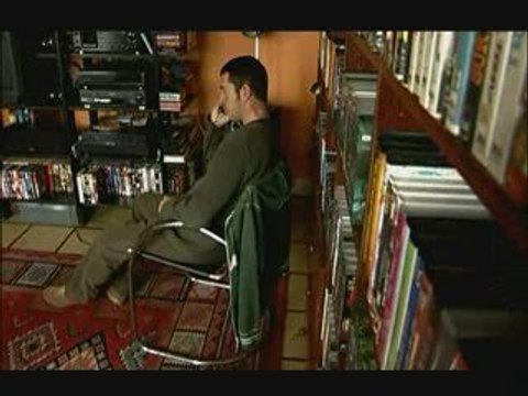 Absurde Séance reportage Najda partie 2 sur 2