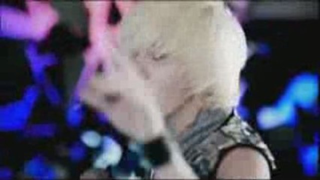 G-Dragon - Heartbreaker [MV]