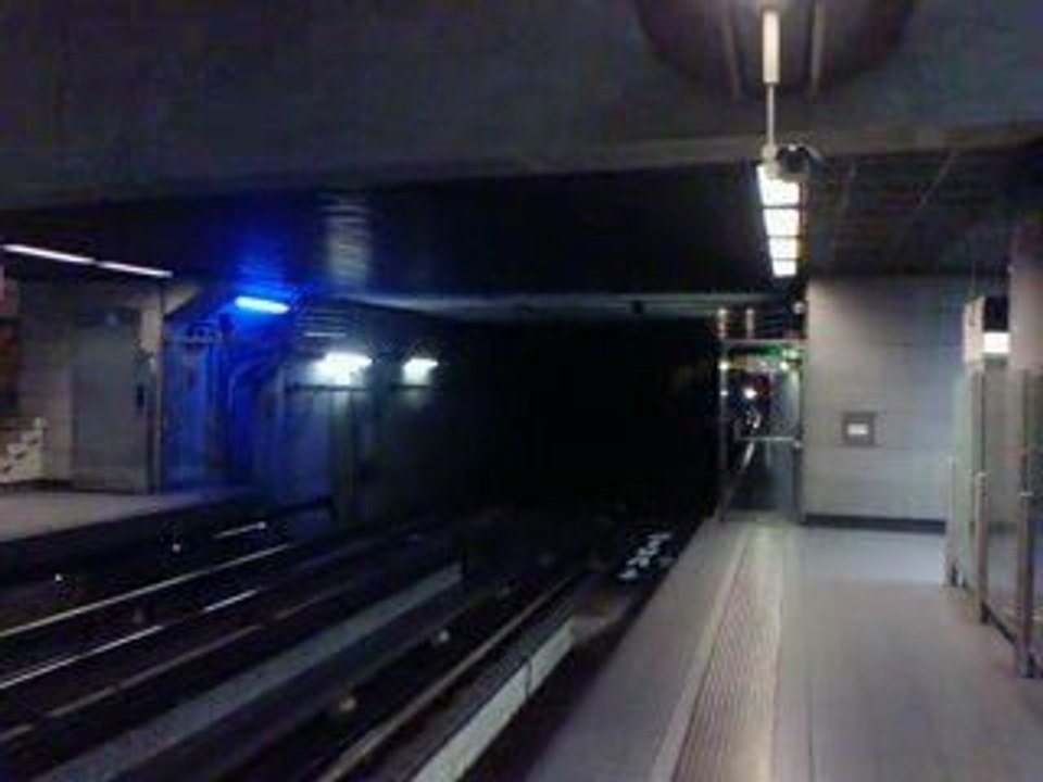 Rebroussement MPL85 à Gare de Vaise