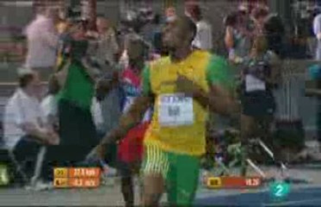 Usain Bolt 200m 19''19 Record du monde !!
