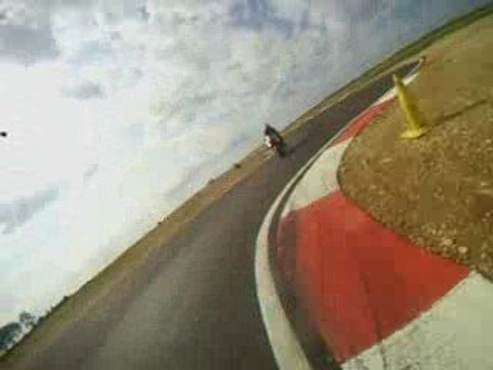 Chambley ZX9R VS Z750