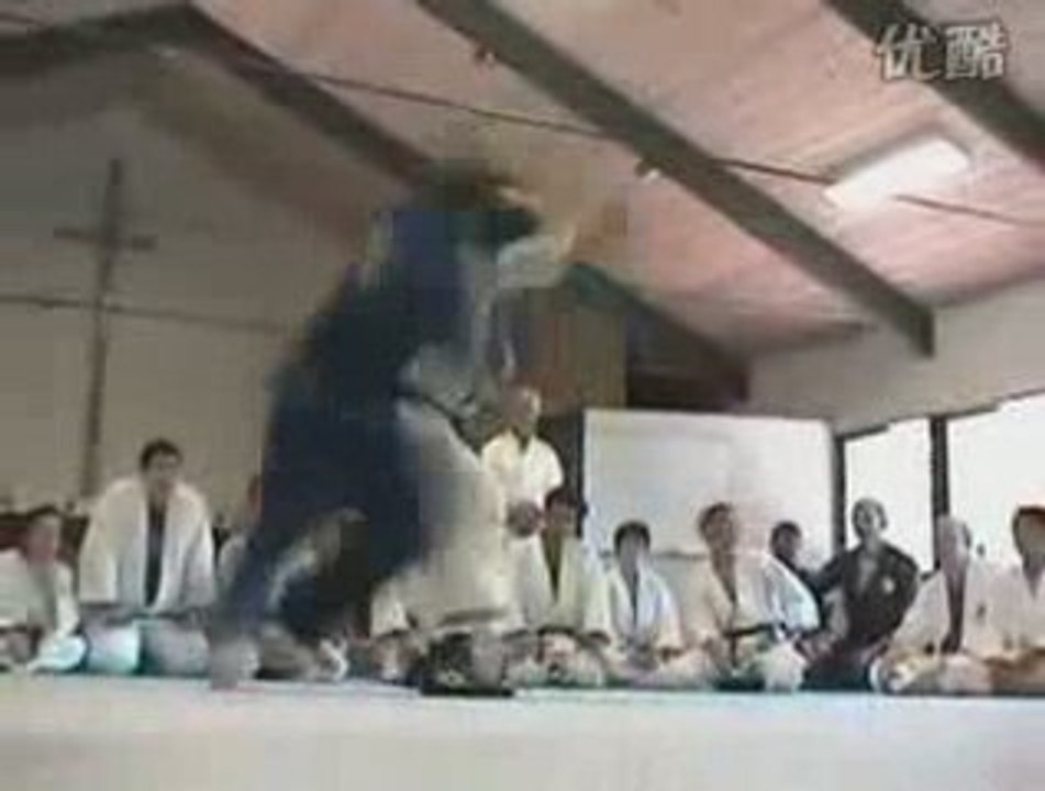 fliyng jiu-jitsu