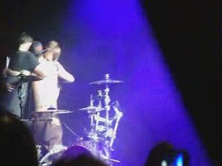 Blink-182 - "hug time"