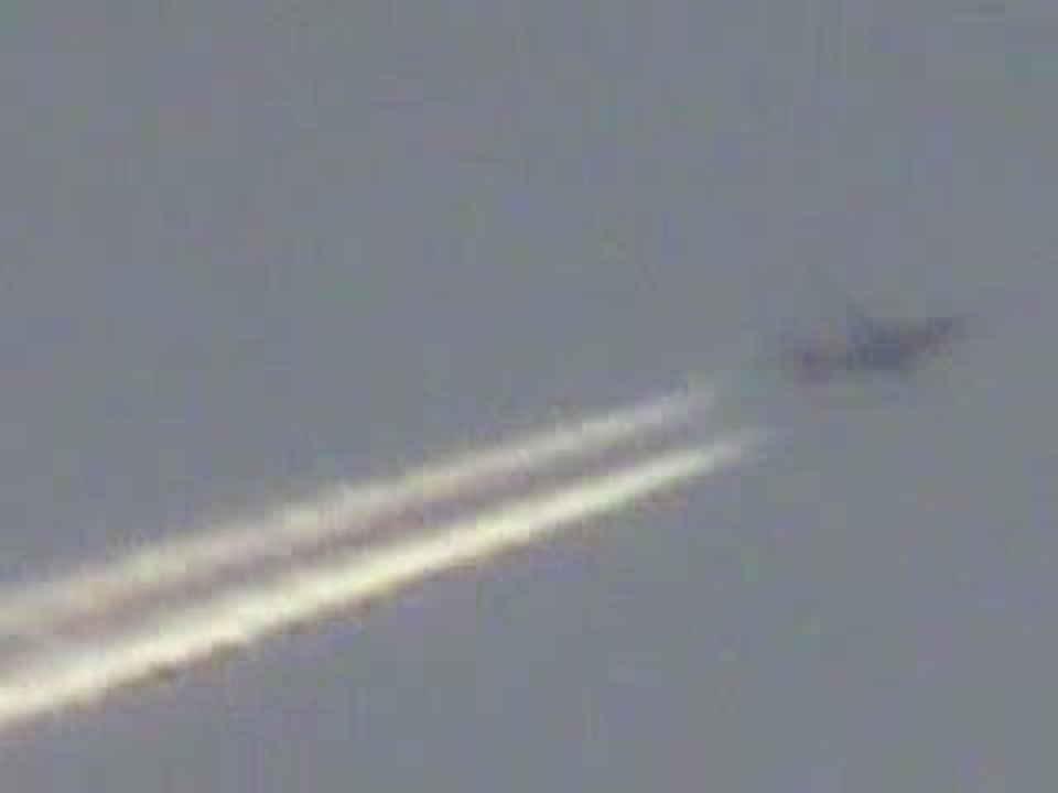 CHEMTRAILS du 16 et 17 août 2009 à Paris.