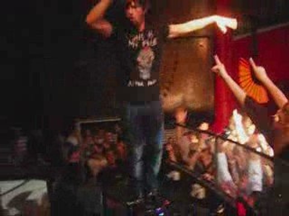 SOS (Sebastien Benett & Patrick G Remix) EXCLU LIVE