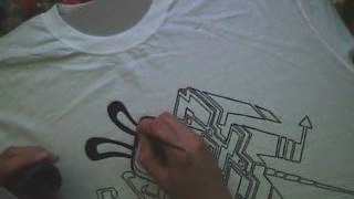 T-shirt painting / T-krekla apzīmēšana