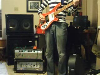 Rickenbacker 4001 Bass fuzz + tubes