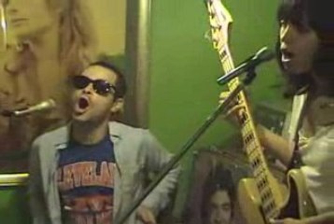 yo la tengo - nothing to hide