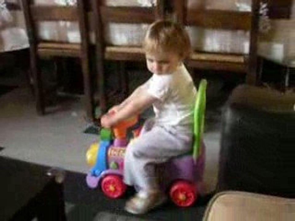 emma sur son porteur