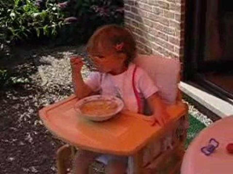 SIBYLLE A TABLE MI AOUT 2009