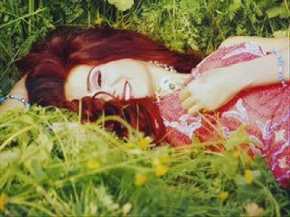 Yıldız Tilbe Erkeğimsin