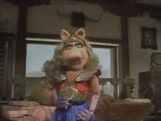 The Muppet Show - Lynda Carter & Wonder Pig (english)