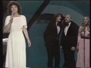 NICOLE RIEU ET BONJOUR A TOI L'ARTISTE