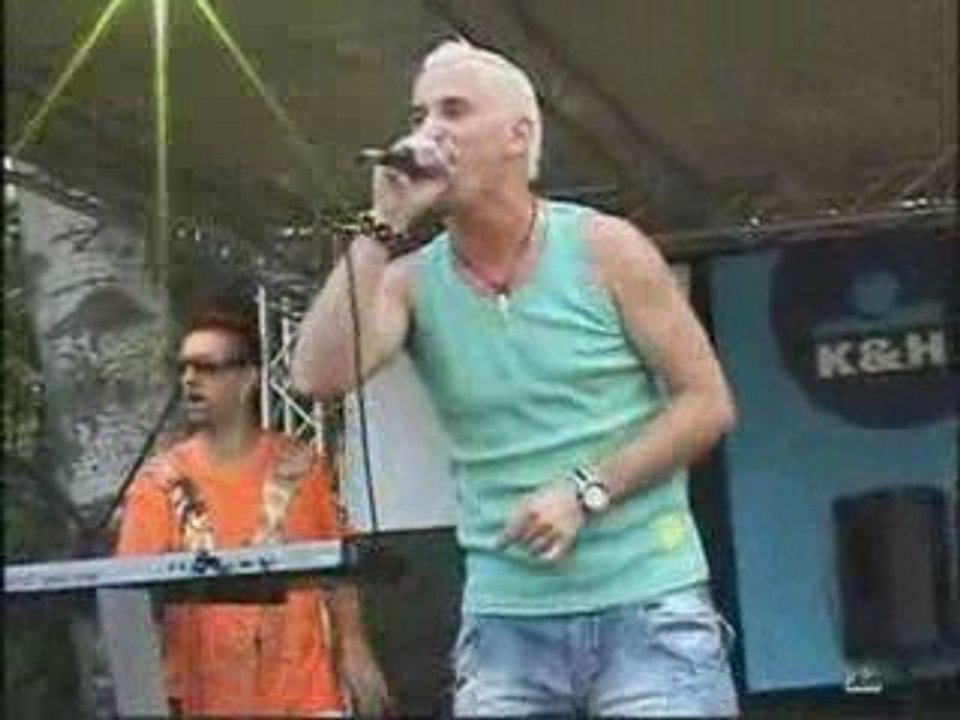 Kozmix Ugy VÁROM A REGGELT_