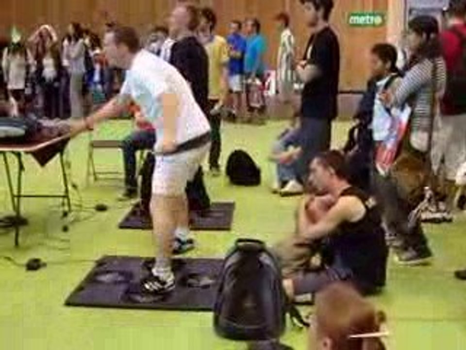 Japan Expo 2008 - Dance Dance Revolution (2)