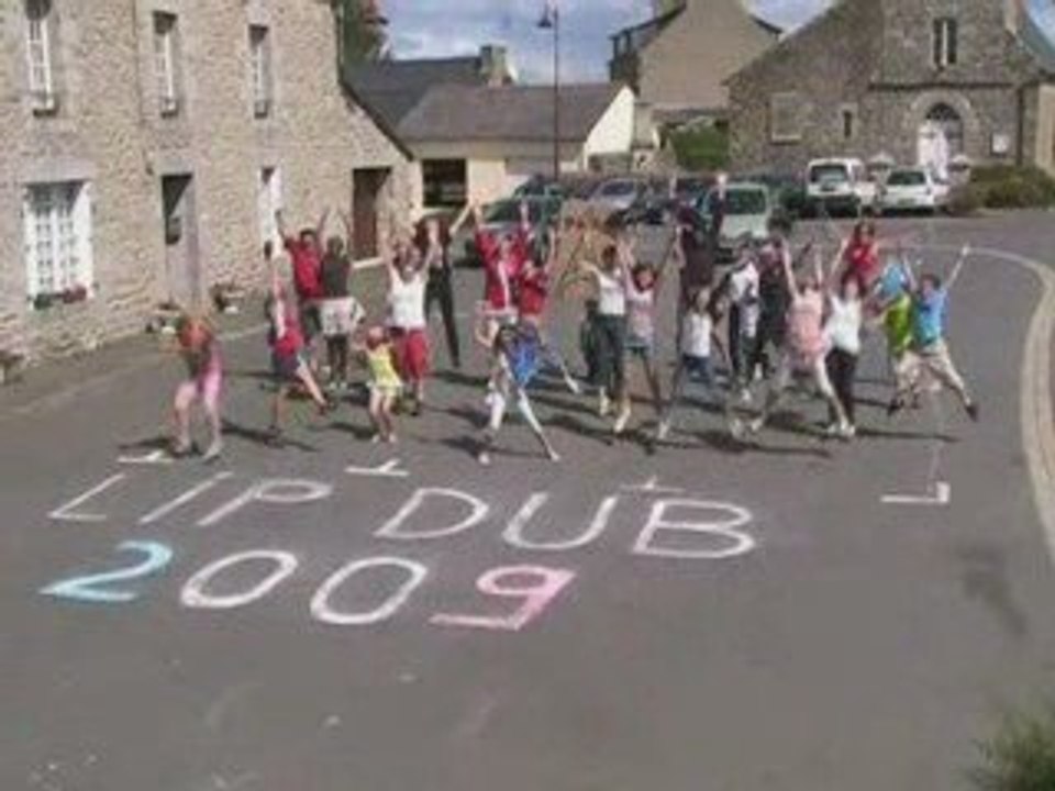 LIP DUB St-Trimoël LeS LiMiTeS (Cyber-base BréhandGouëssant)