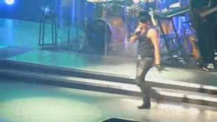 Adam Lambert Closer