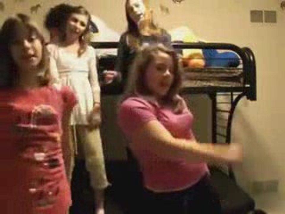 Rockin Jonas Sisters "Thats Just The Way We Roll"