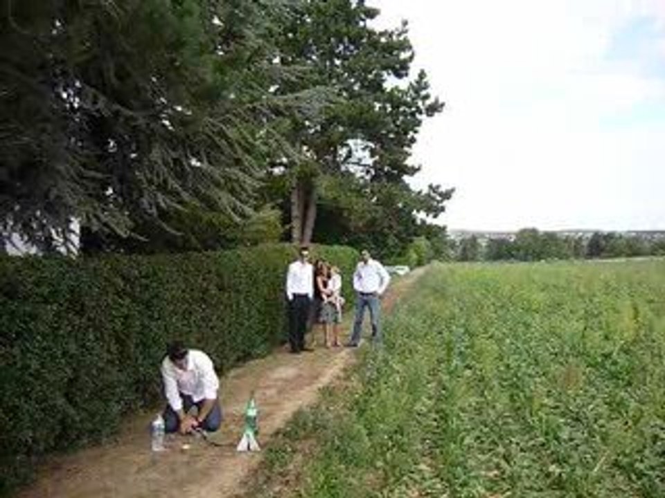 Décollage d'une fusée à eau