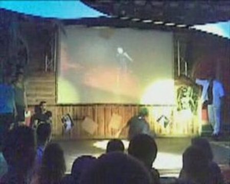 LACANAU freestyle 2009 Bboy Keziah passage 1 Kontiki 2009