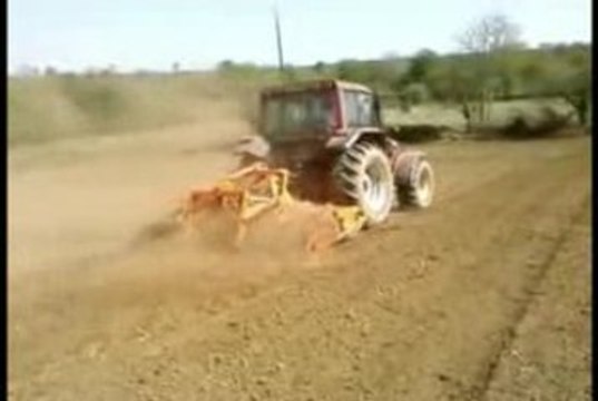 Rota-labour, avant semis de maïs 2009