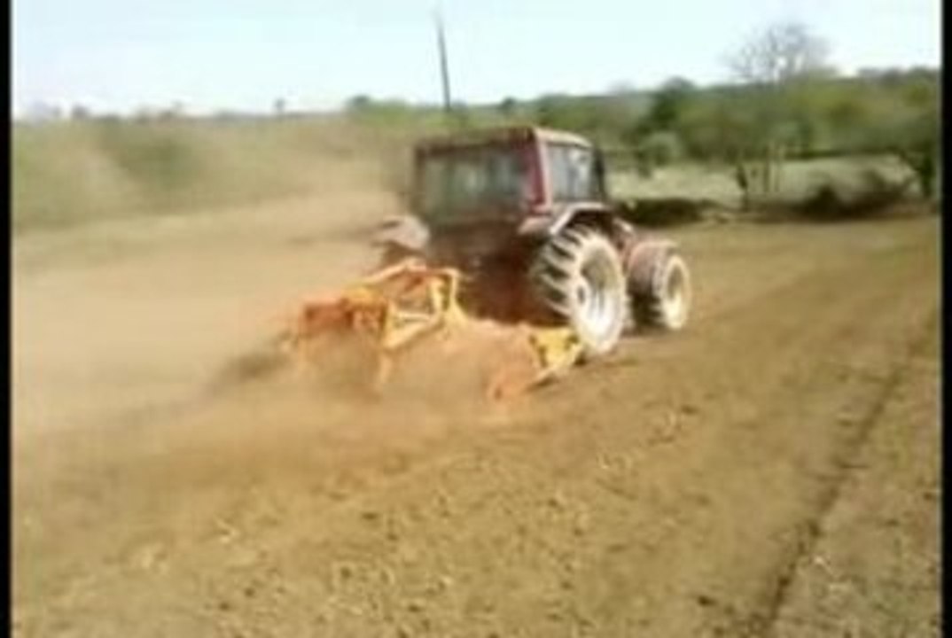 Rota-labour, avant semis de maïs 2009