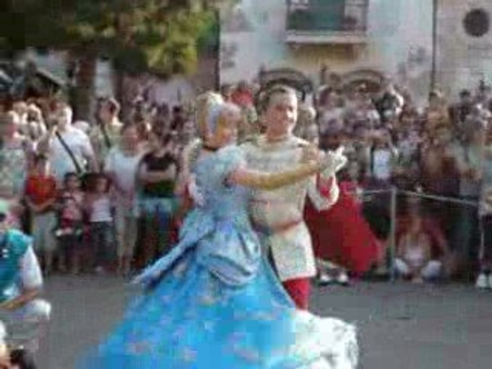 Parade Disneyland les princesses