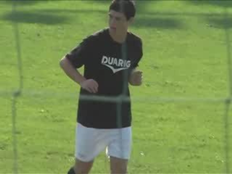 Hugo, images match amical à Istres 22 aout 2009...clip!