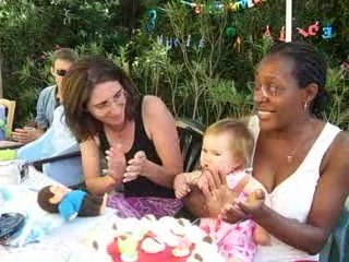 Alice, première bougie, premier anniversaire!