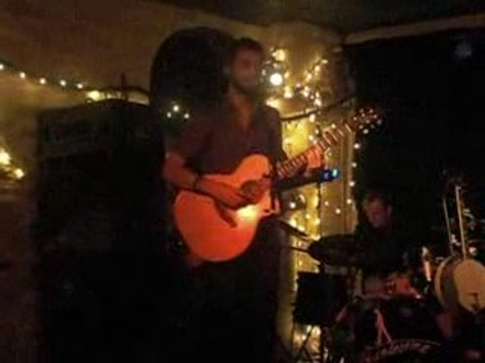 Le P'tit Bazar {Je n'ai fait que passer} @ Moulin Fantôme