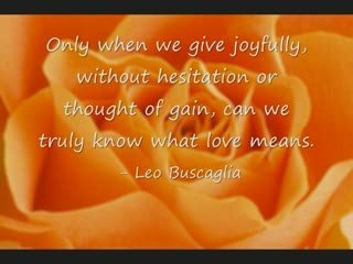 Love Unconditionally ❤️: 365 Inspiring Quotes to Transform Your World