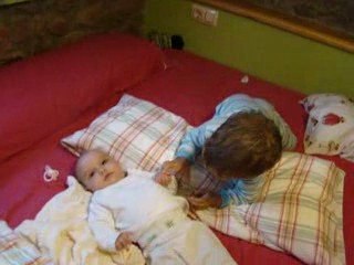 Clara y Mateo se despiertan