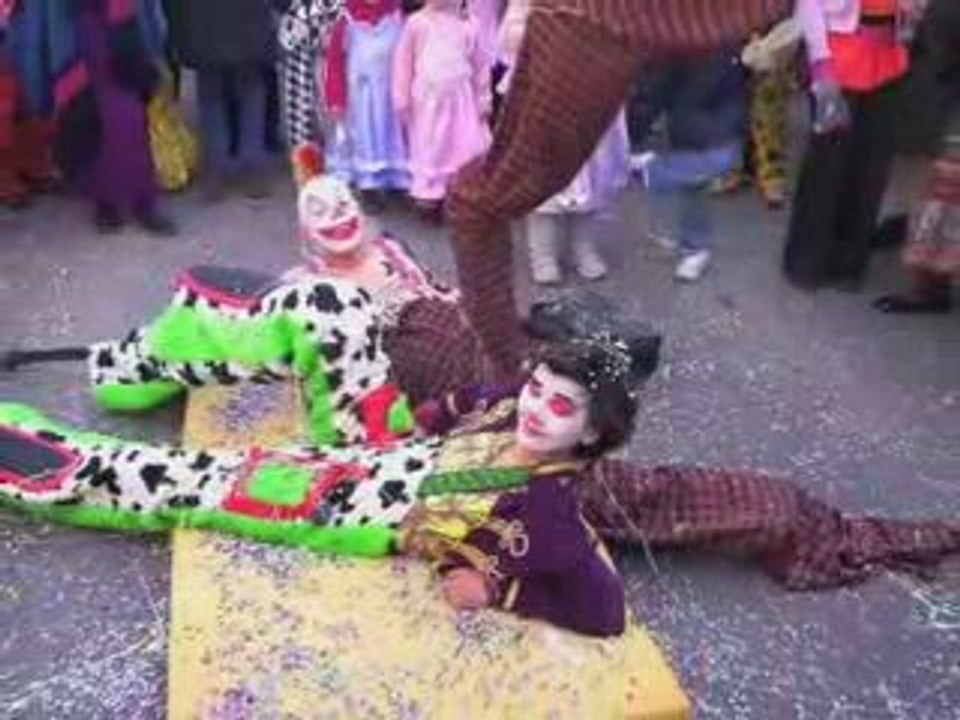 SPECTACLE DE RUE - ECHASSIERS PUNKS