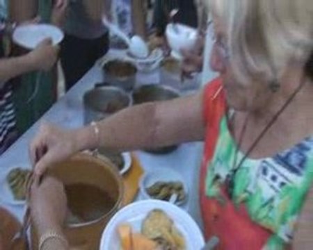 Video 05 Repas international St Genis 2009