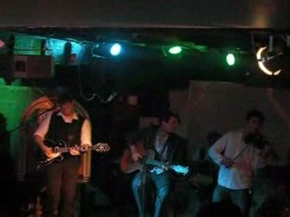 Clandestine {La demande en mariage} @ Péniche Fulmar [BXL]