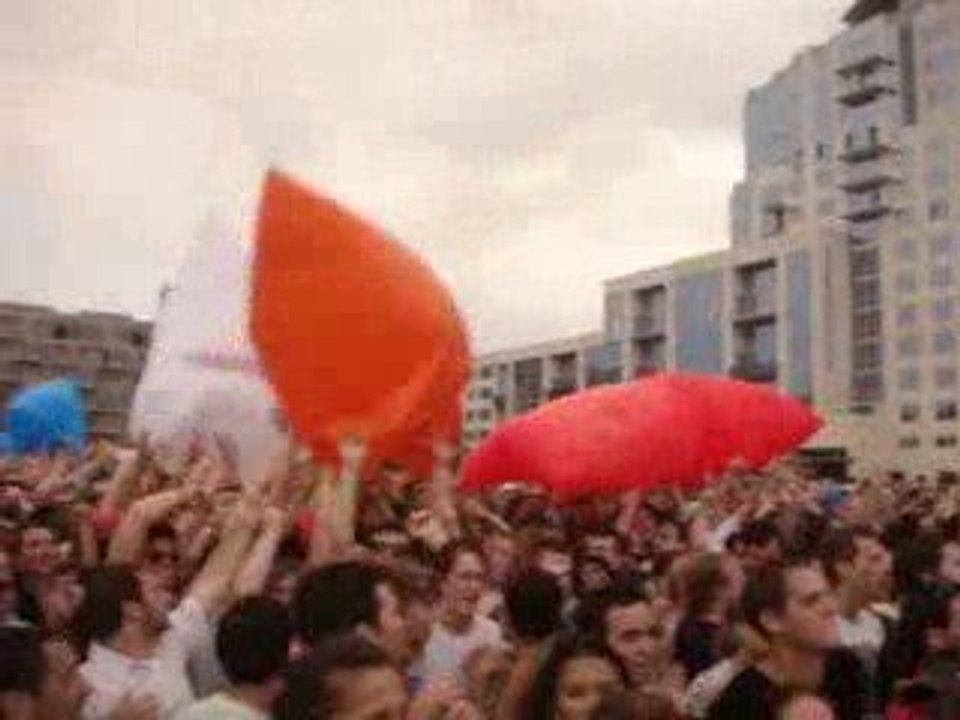 Jelly Pool Parties @ Brooklyn - Girl Talk - 24.08.09