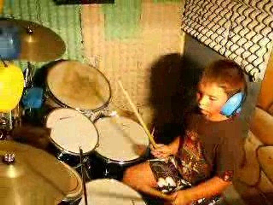 jeune batteur martin 7 ans