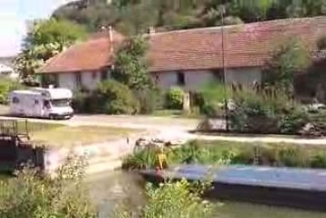 port et air de campig de  baume les-Dames