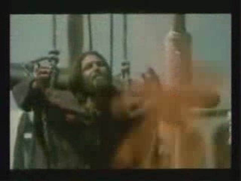 Şehit Tahtında Rabbe Gülümser