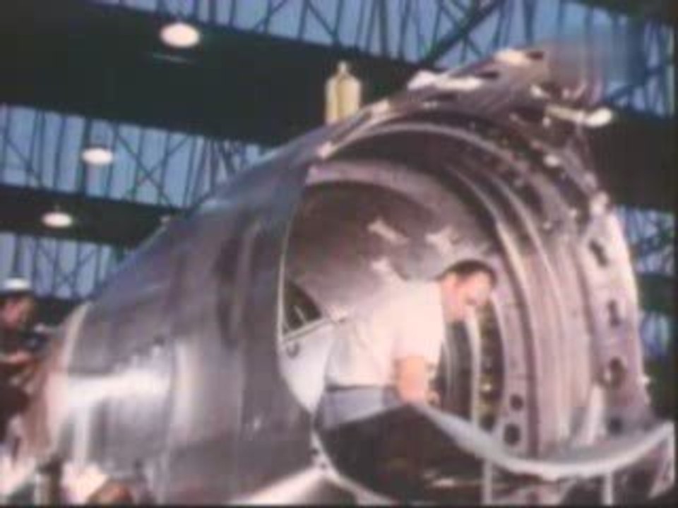 Les Ailes De Légende - F-100 Supersabre (2/3)