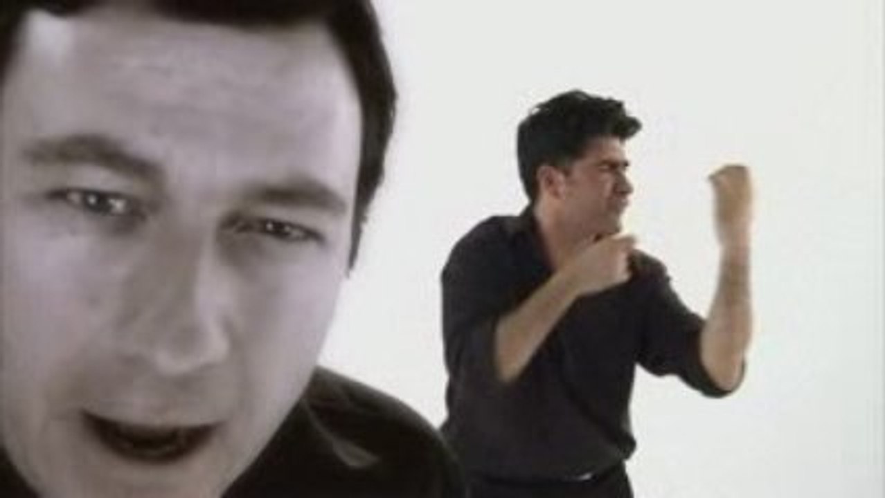 Pitch "L'orphelinat" par les Bonimenteurs