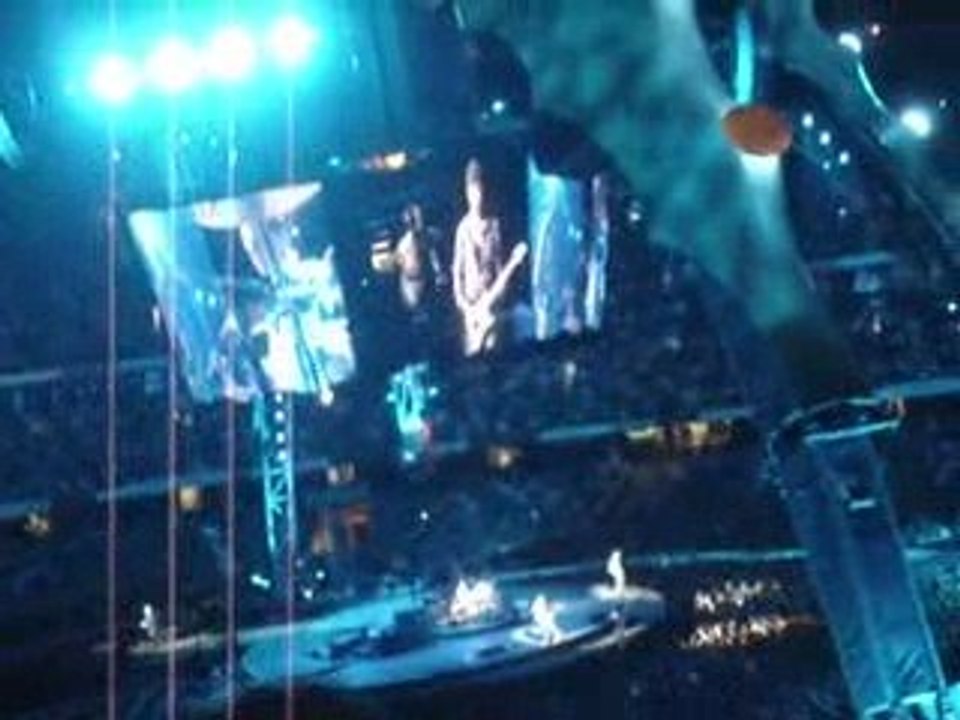 Luna au concert de U2 à Cardiff...Août 2009