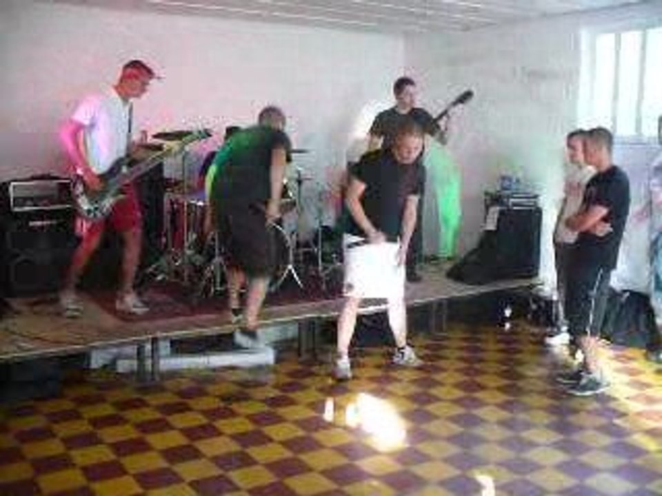 Headshot @ Au Bon Vieux Temps, Marquain [23.08.09]