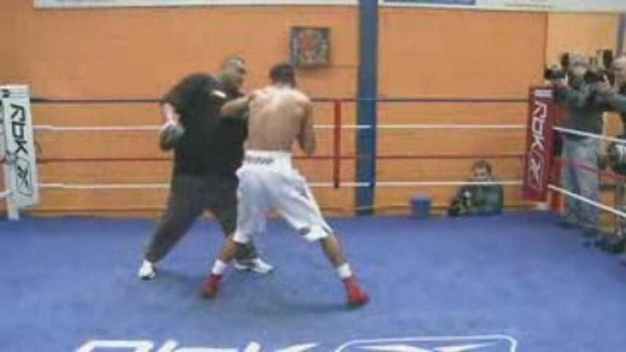 Amir Khan Training Trailer