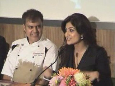 Shilpa Shetty - Buys 33% Stake In V8 Gourmet Group 4