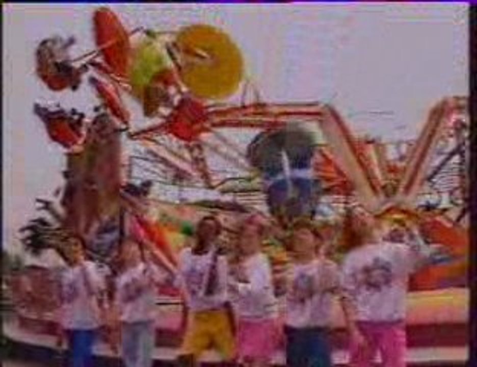 MiniStars un papa comme nous  a la FoireTrone en 1985