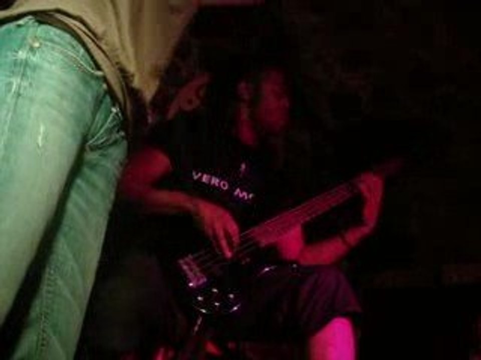 Linley Marthe au caveau des oubliettes. GROOVE !!!