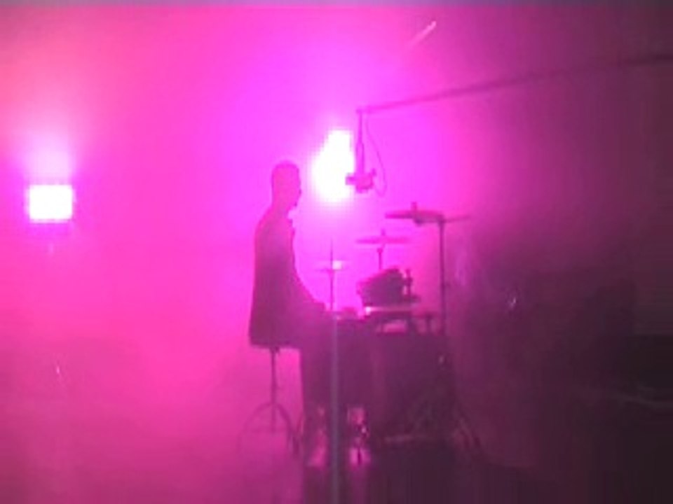 Making Of clip Oxygen 80's Girl