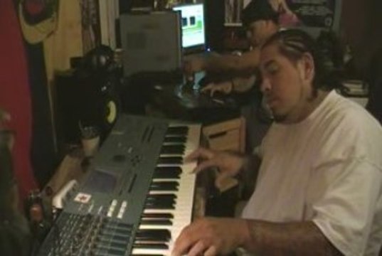 Hip Hop Billboard TV: Scientist and Radio in the studio