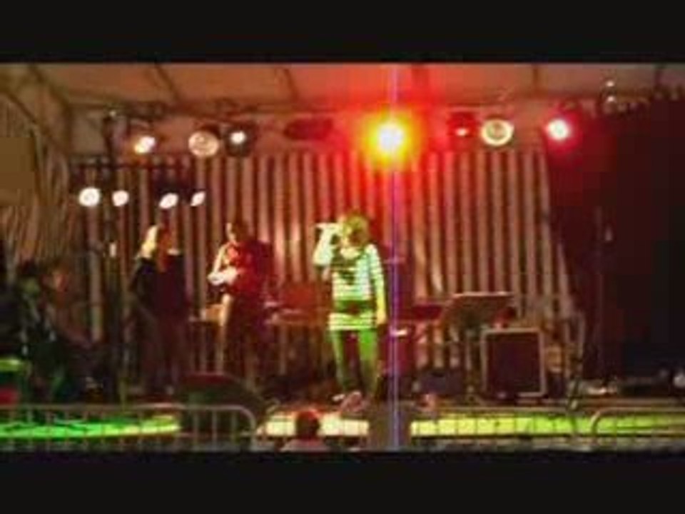 Perrine - On s'attache